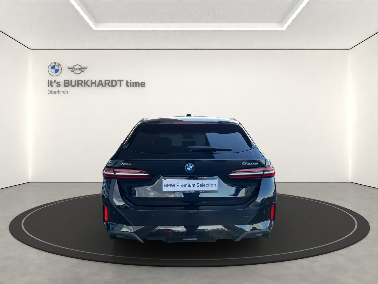 BMW 530e xDr Tour M Sport, Plug-in-Hybrid Benzin/Elektro, Occasion / Gebraucht, Automatik - 4