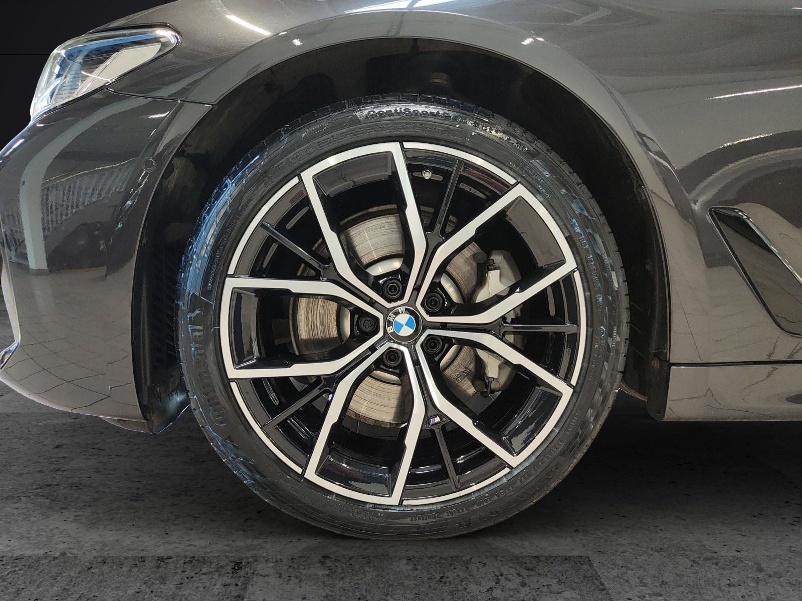 BMW 530i xDrive Touring, Mild-Hybrid Petrol/Electric, Second hand / Used, Automatic - 5