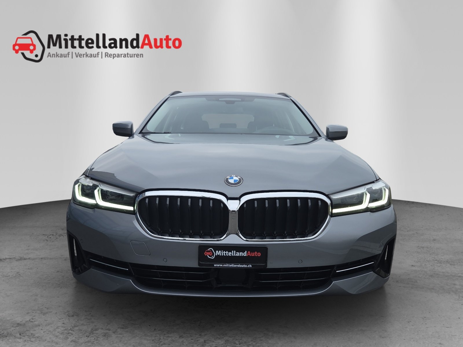 BMW 530d 48V Touring Steptronic, Mild-Hybrid Diesel/Electric, Second hand / Used, Automatic - 2