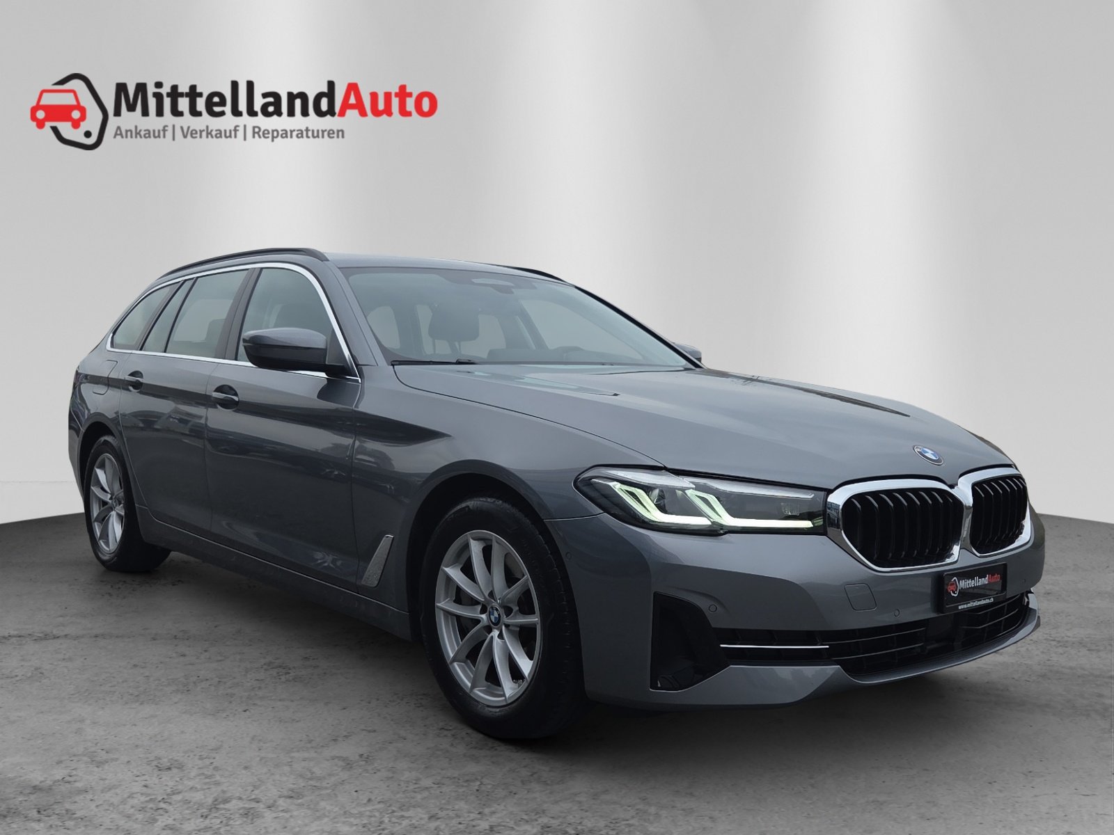 BMW 530d 48V Touring Steptronic, Mild-Hybrid Diesel/Electric, Second hand / Used, Automatic - 3