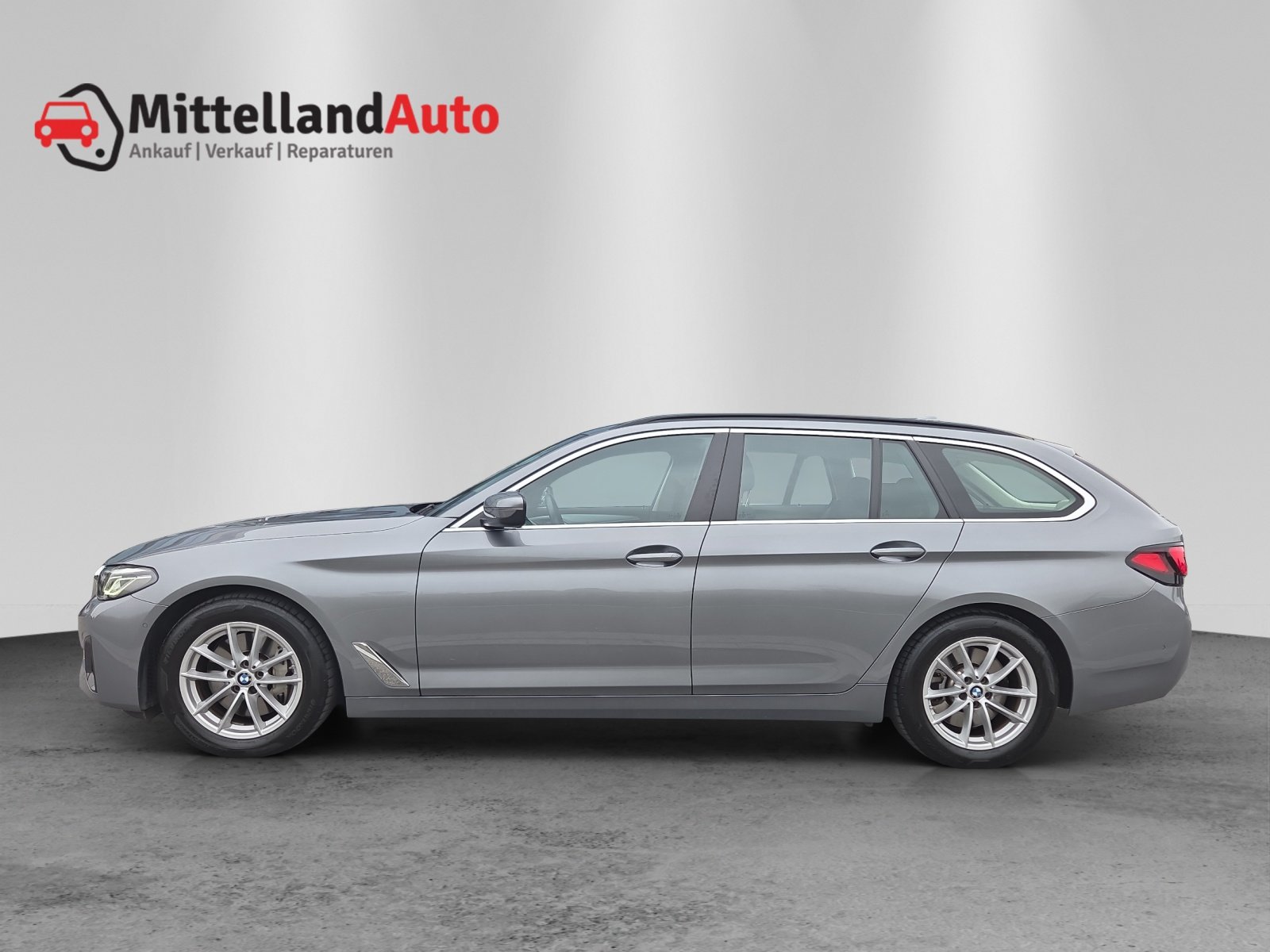 BMW 530d 48V Touring Steptronic, Mild-Hybrid Diesel/Electric, Second hand / Used, Automatic - 4