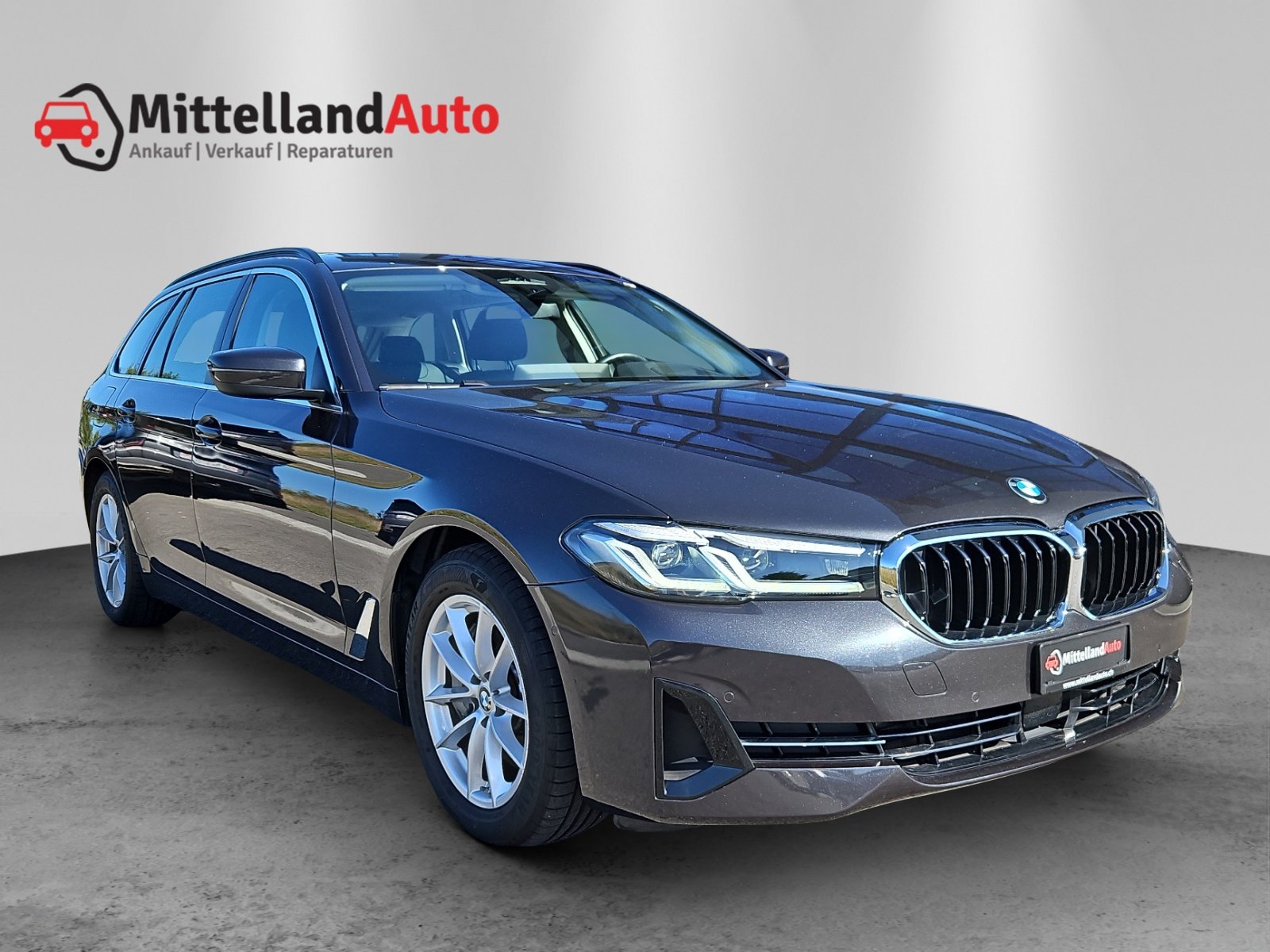 BMW 530d 48V Touring Steptronic, Mild-Hybrid Diesel/Electric, Second hand / Used, Automatic - 3