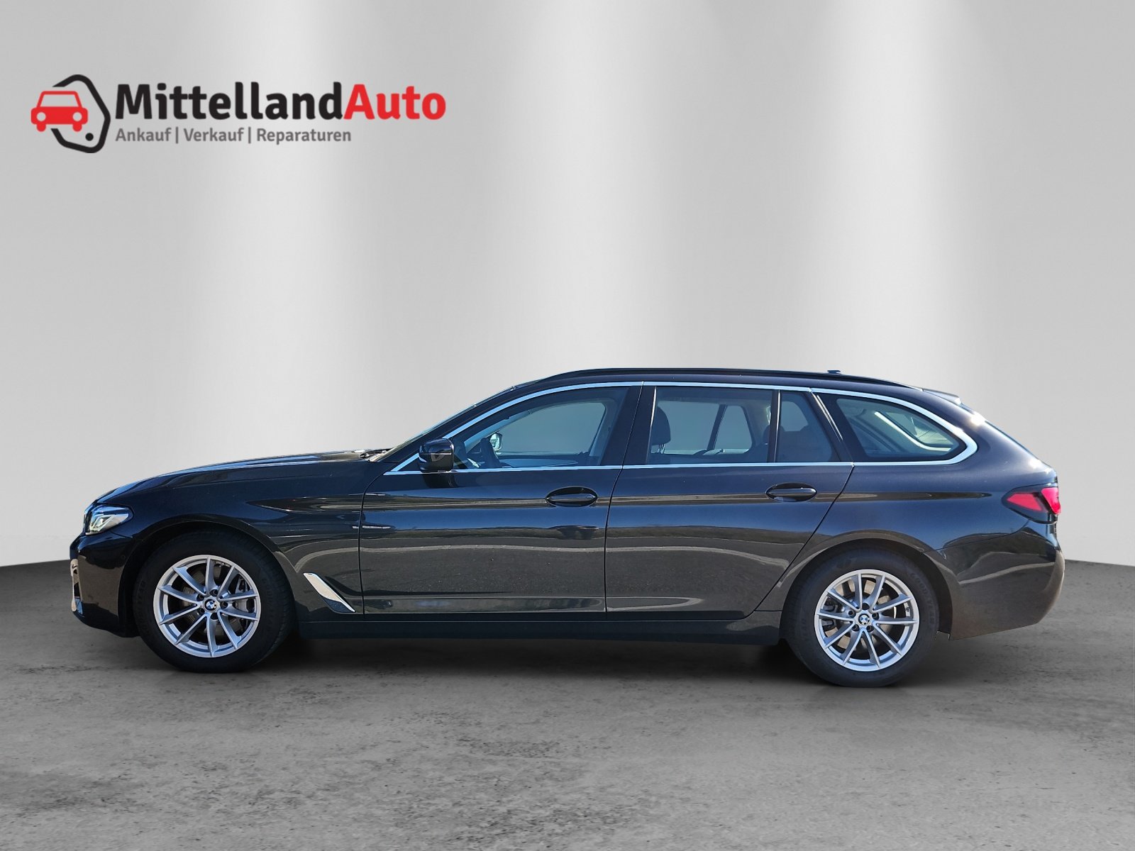 BMW 530d 48V Touring Steptronic, Mild-Hybrid Diesel/Electric, Second hand / Used, Automatic - 5