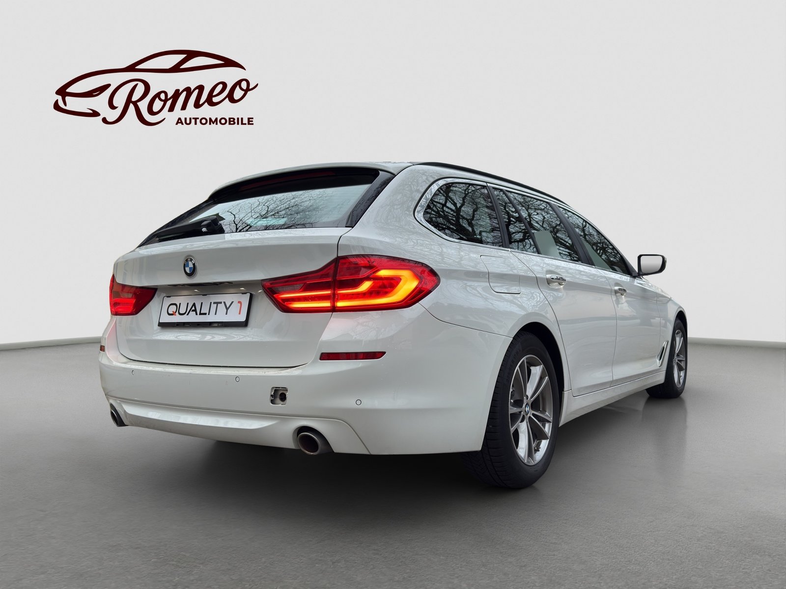 BMW 530d Touring Steptronic ** CH Fhz ** 1. Hand ** A, Diesel, Occasioni / Usate, Automatico - 3
