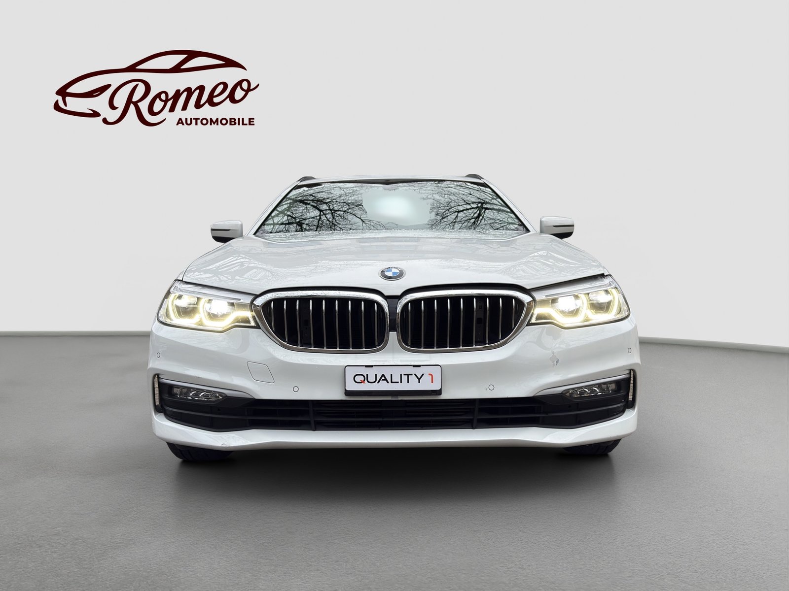 BMW 530d Touring Steptronic ** CH Fhz ** 1. Hand ** A, Diesel, Occasioni / Usate, Automatico - 6