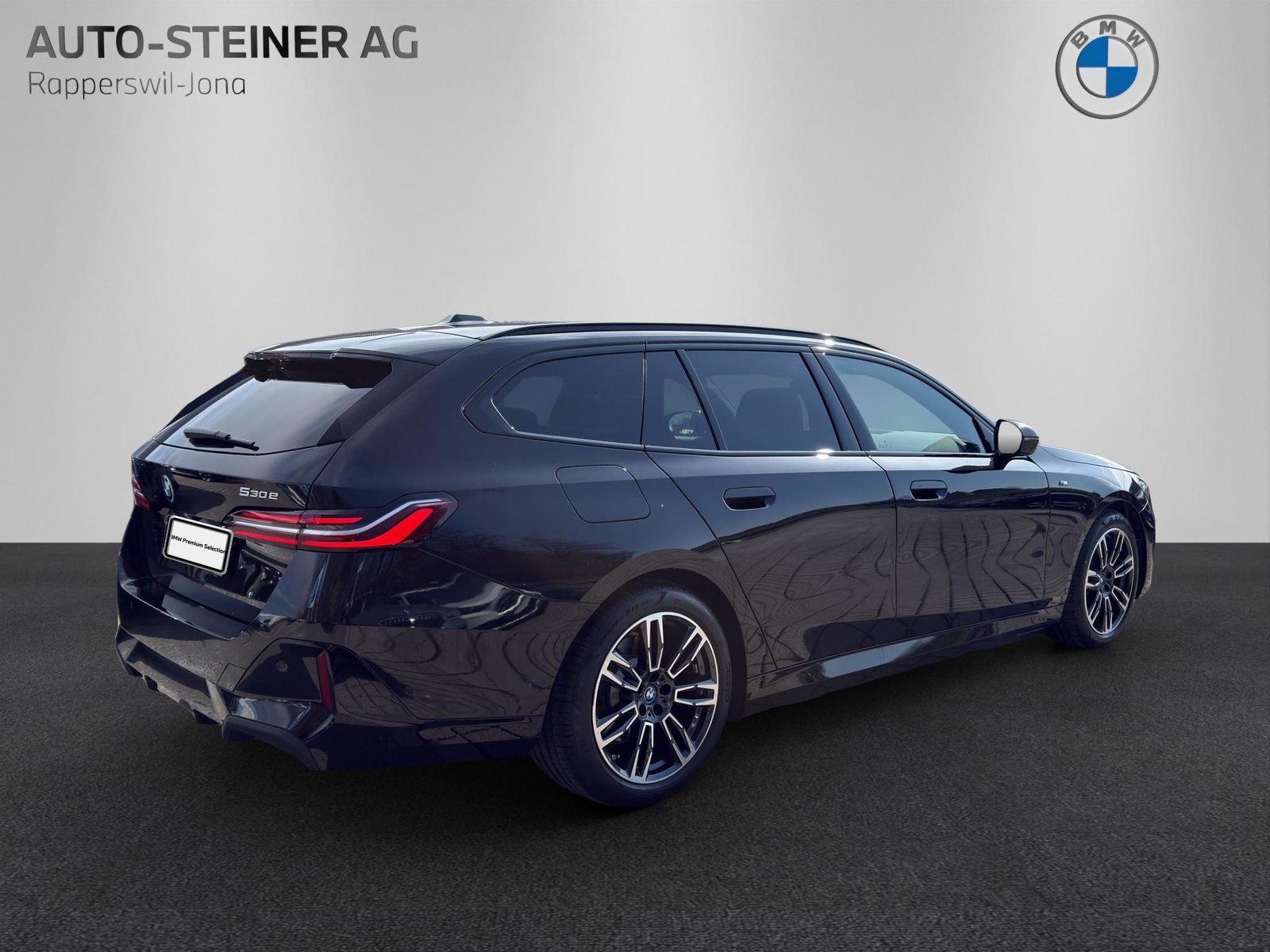 BMW 530e xDrive Touring M Sport *Leasingzins Aktion 0,9% oder 1,, Plug-in-Hybrid Petrol/Electric, Second hand / Used, Automatic - 5