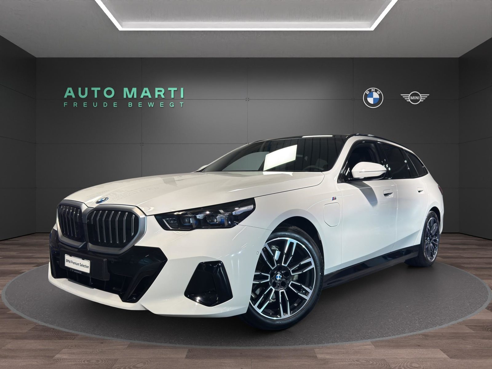 BMW 530e xDrive Touring M Sport
