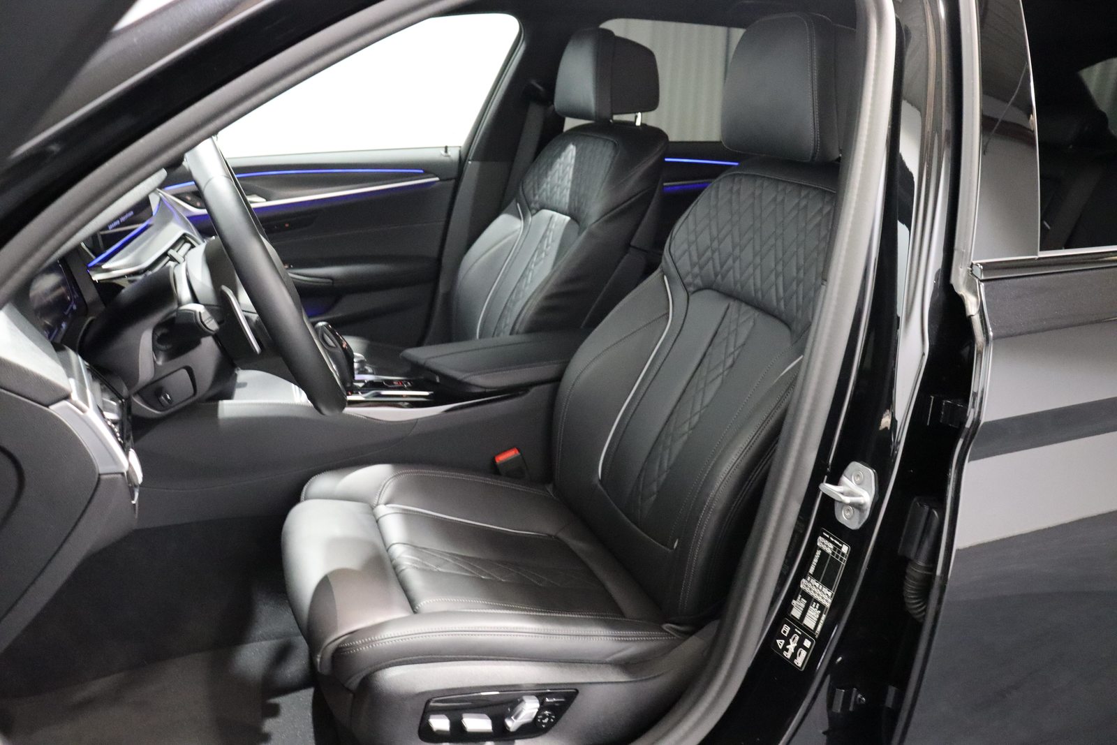 BMW 530i xDrive Touring, Hybride Léger Essence/Électricité, Occasion / Utilisé, Automatique - 7