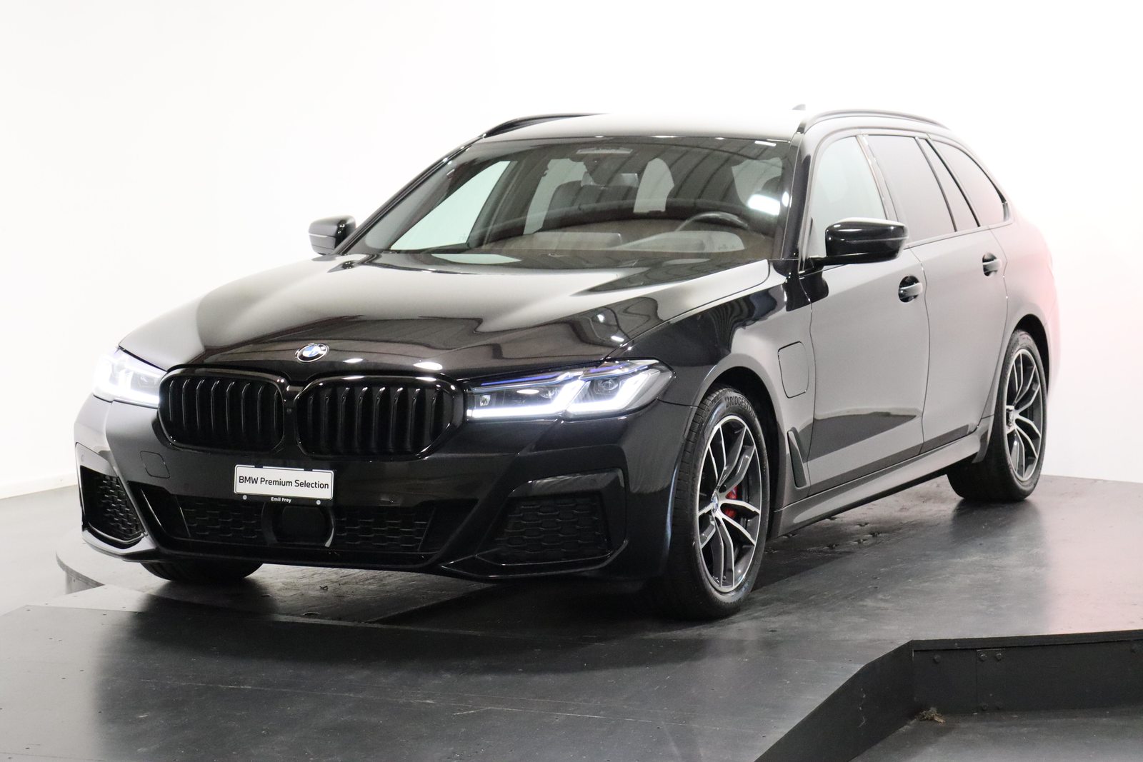 BMW 530e xDrive SAG Touring