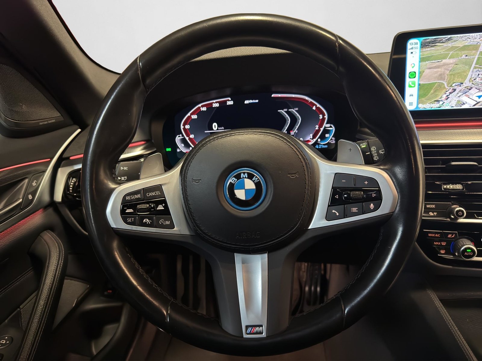 BMW 530e paddles, Plug-in-Hybrid Petrol/Electric, Second hand / Used, Automatic - 5