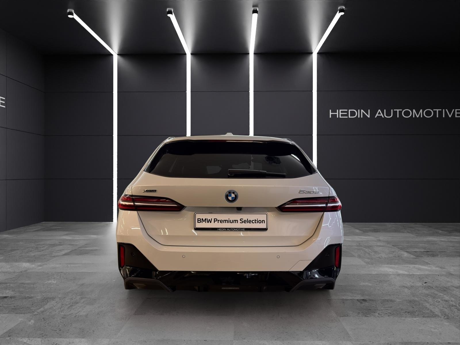 BMW 530e xDrive Touring, Plug-in-Hybrid Benzina/Elettrica, Occasioni / Usate, Automatico - 4