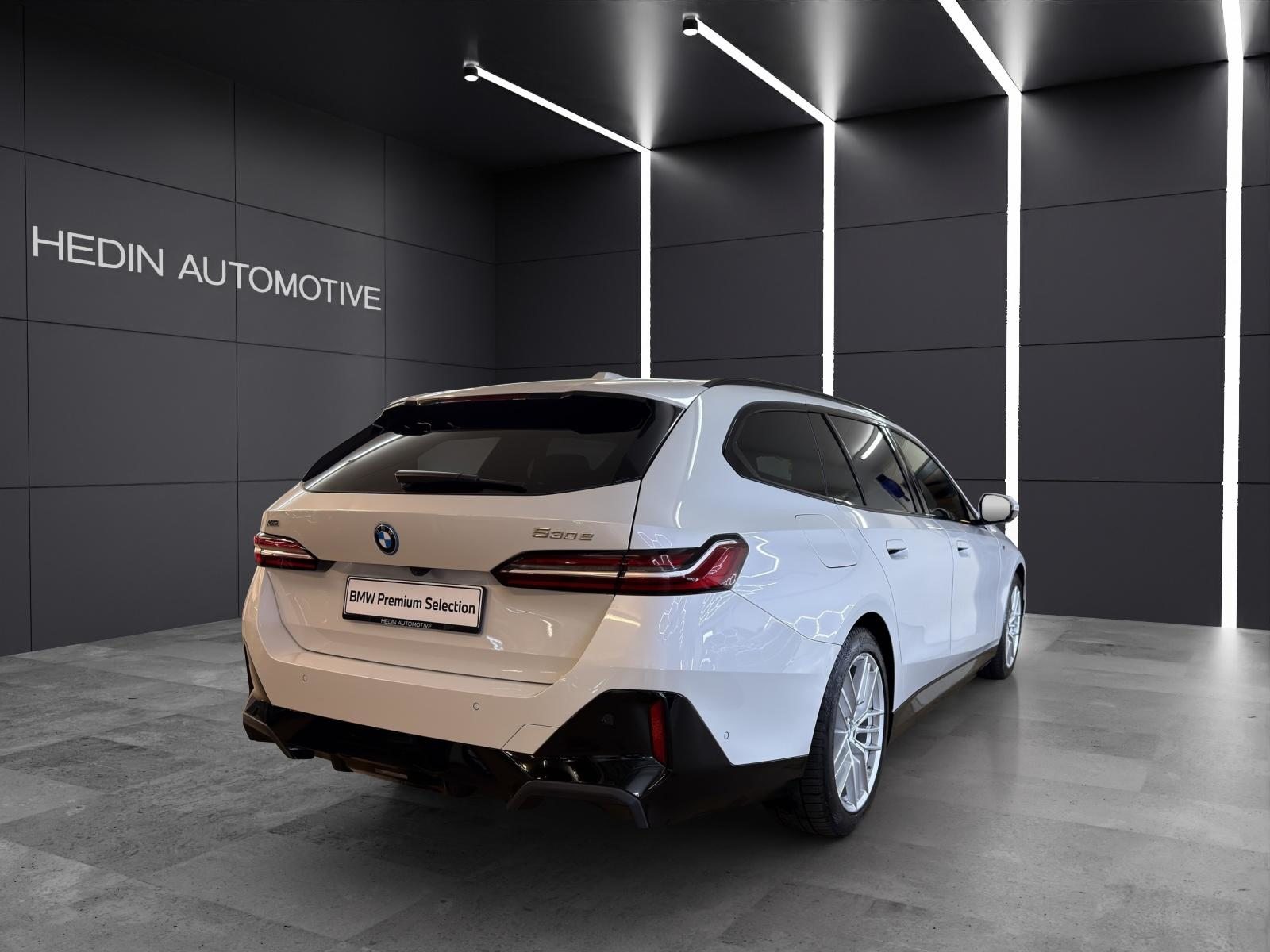 BMW 530e xDrive Touring, Plug-in-Hybrid Benzina/Elettrica, Occasioni / Usate, Automatico - 5