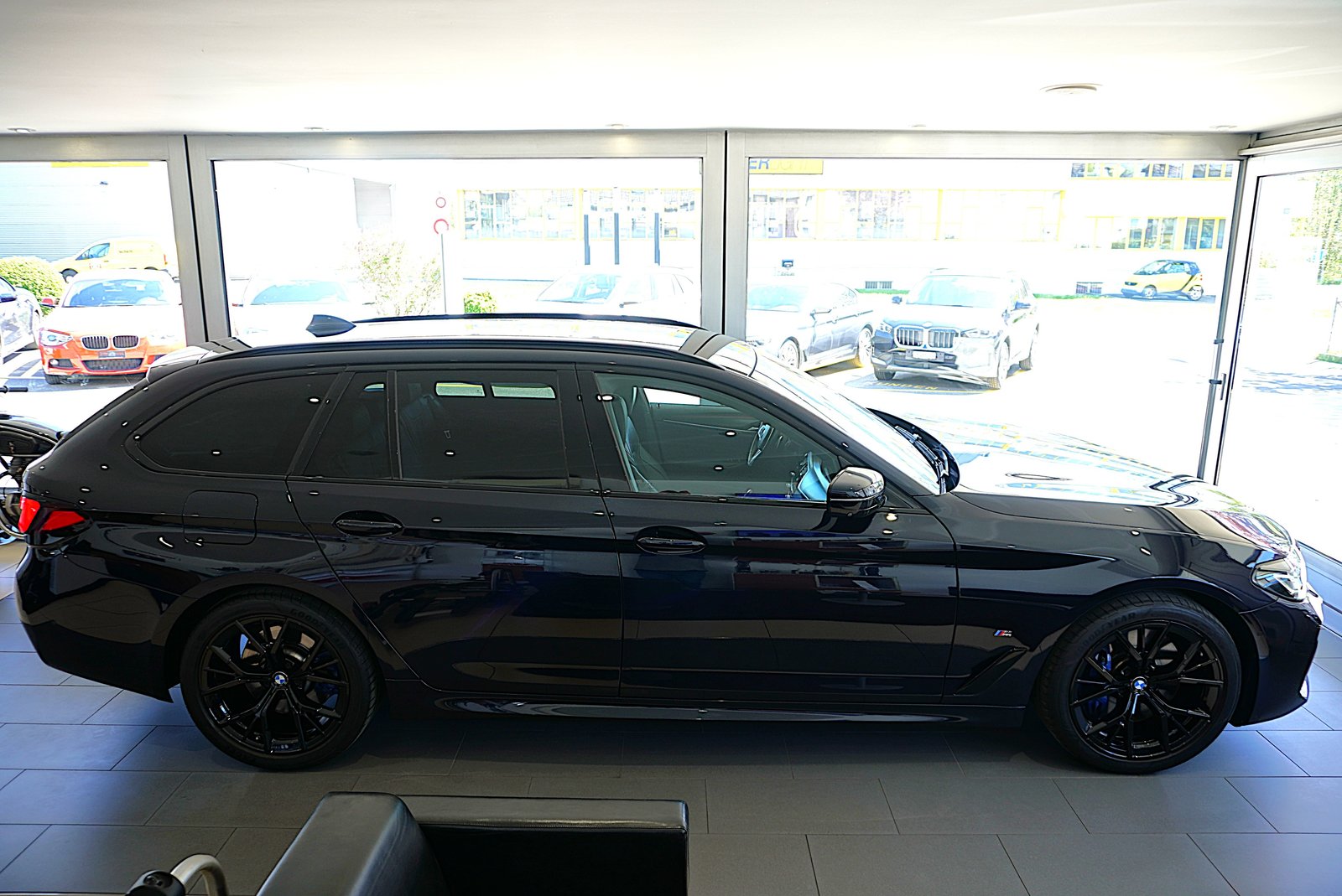 BMW 530d 48V Touring M Sport Steptronic, Hybride Leggero Diesel/Elettrica, Occasioni / Usate, Automatico - 4