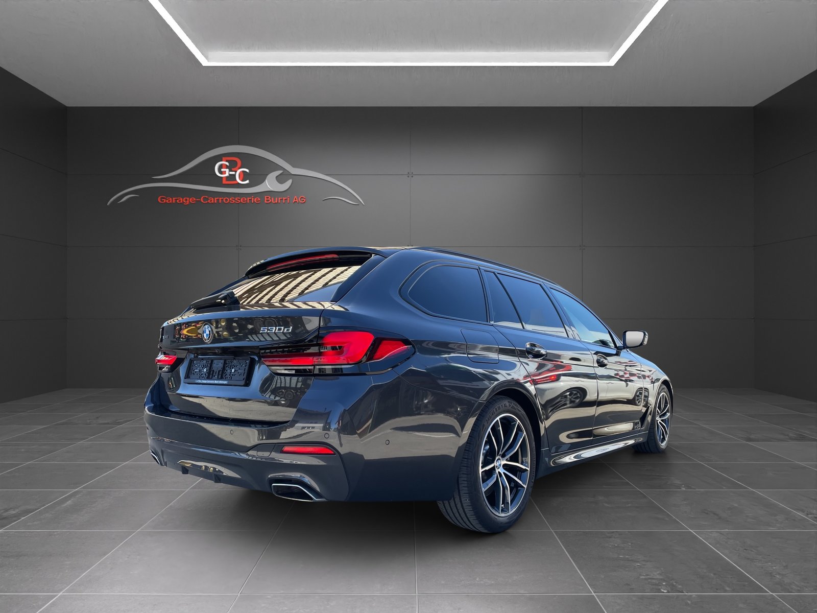 BMW 530d 48V Touring Pure M Sport Steptronic, Mild-Hybrid Diesel/Electric, Second hand / Used, Automatic - 4
