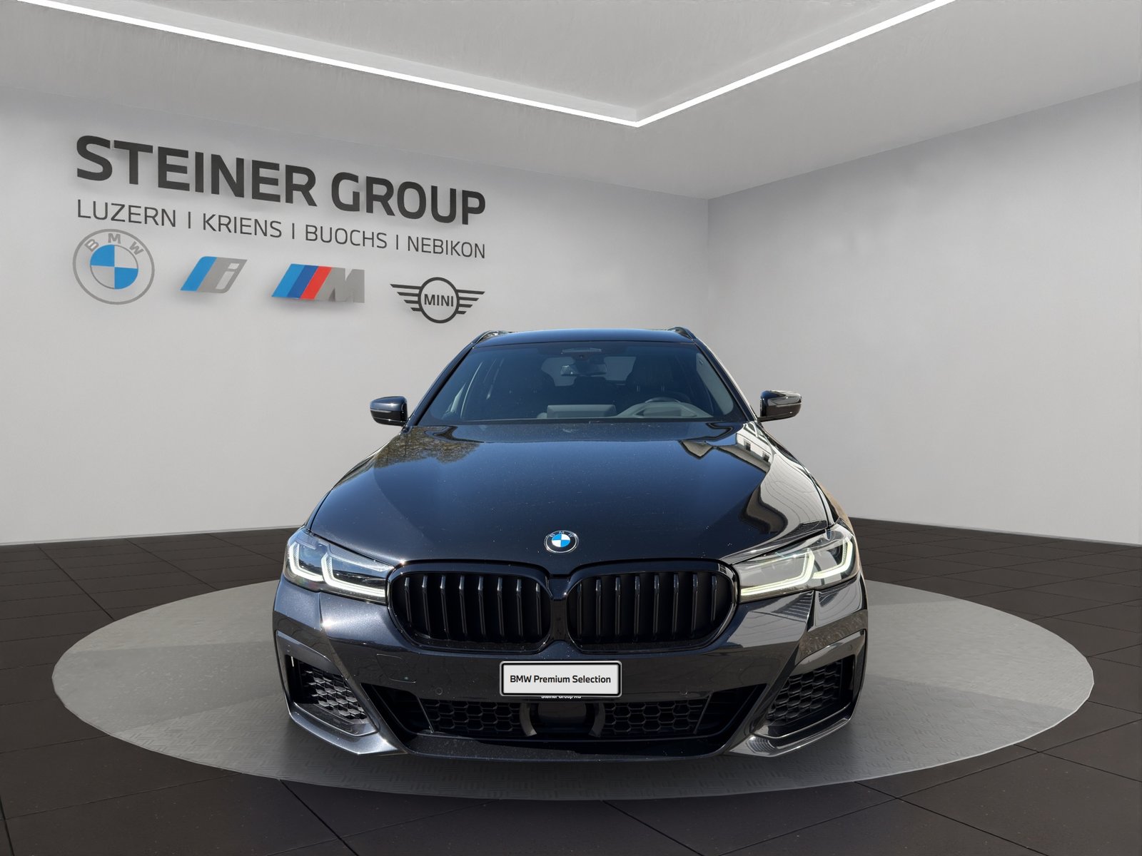 BMW 530d 48V Touring Pure M Sport Steptronic, Mild-Hybrid Diesel/Elektro, Occasion / Gebraucht, Automatik - 2