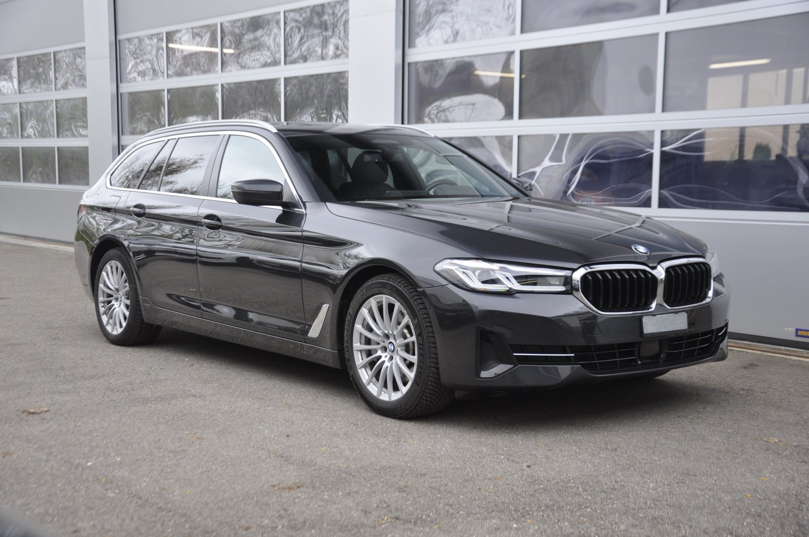 BMW 530e Touring Steptronic I Anhängerkupplung