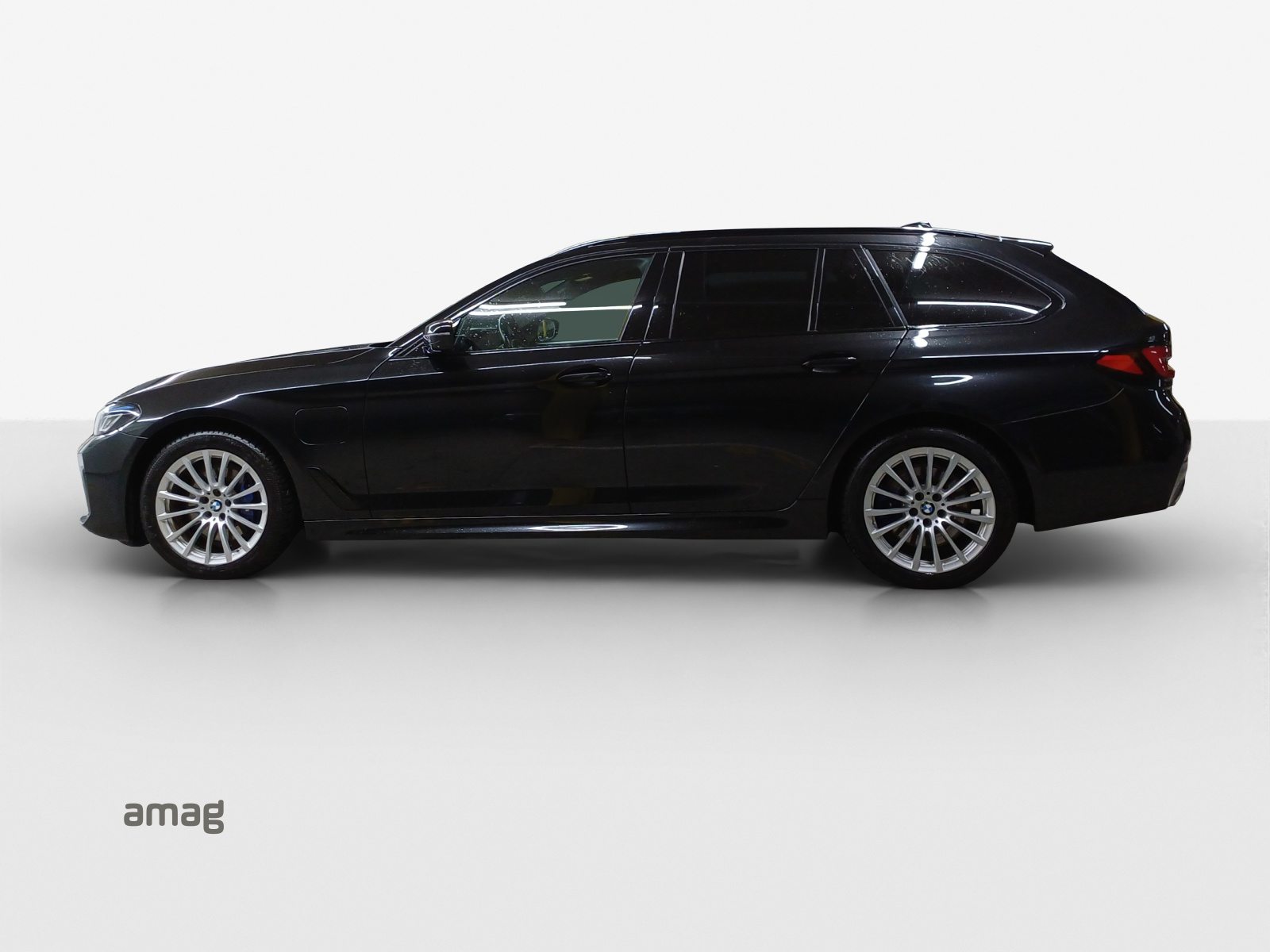 BMW 530e xDr Tour PureM Sport, Benzin, Occasion / Gebraucht, Automatik - 2