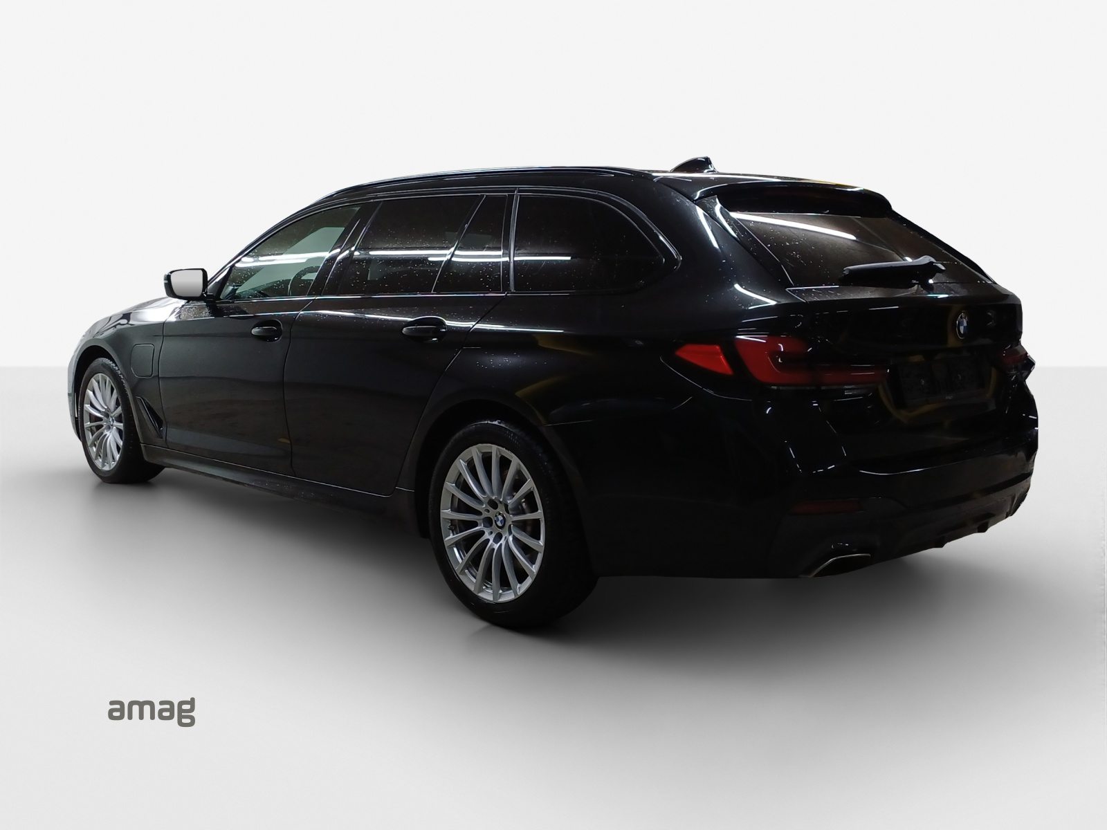 BMW 530e xDr Tour PureM Sport, Benzin, Occasion / Gebraucht, Automatik - 3