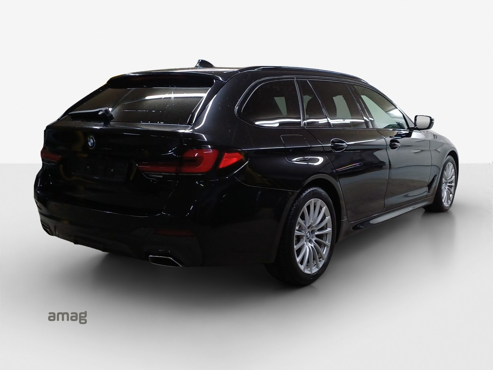 BMW 530e xDr Tour PureM Sport, Benzin, Occasion / Gebraucht, Automatik - 5
