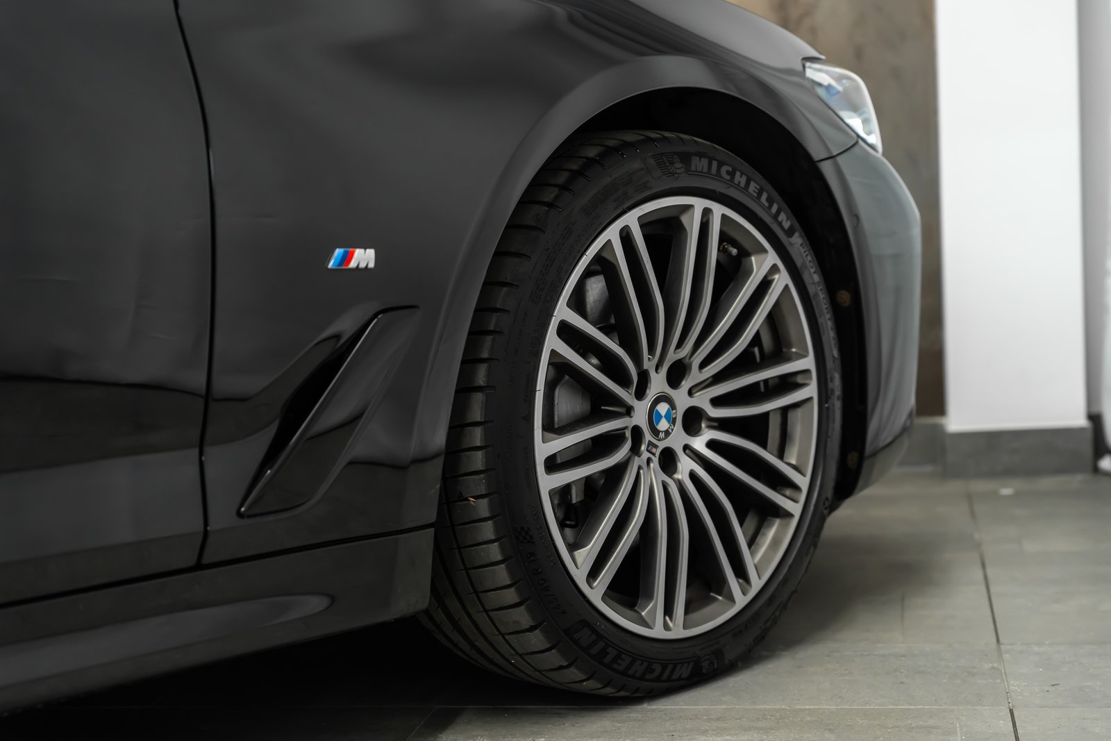BMW 530i 48V Touring M Sport Steptronic *Facelift*Pan, Benzin, Occasion / Gebraucht, Automatik - 6