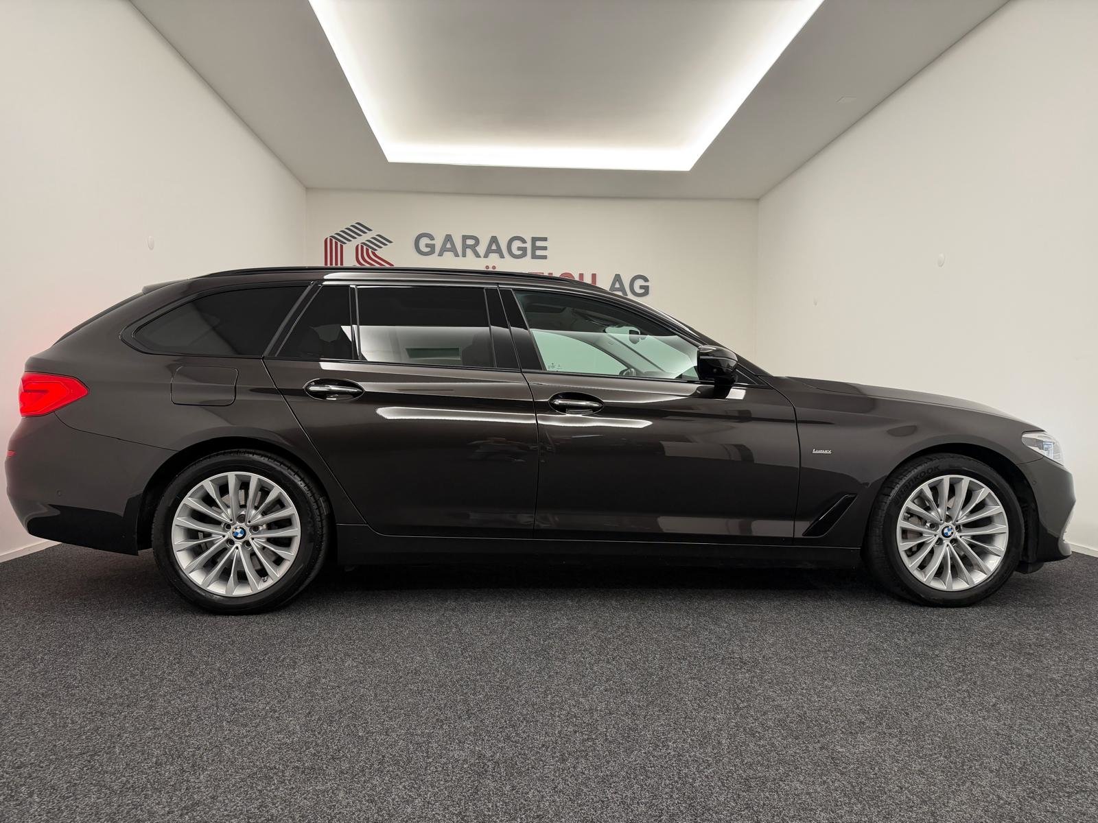 BMW 530d Touring Luxury Line Steptronic, Diesel, Occasion / Gebraucht, Automatik - 4