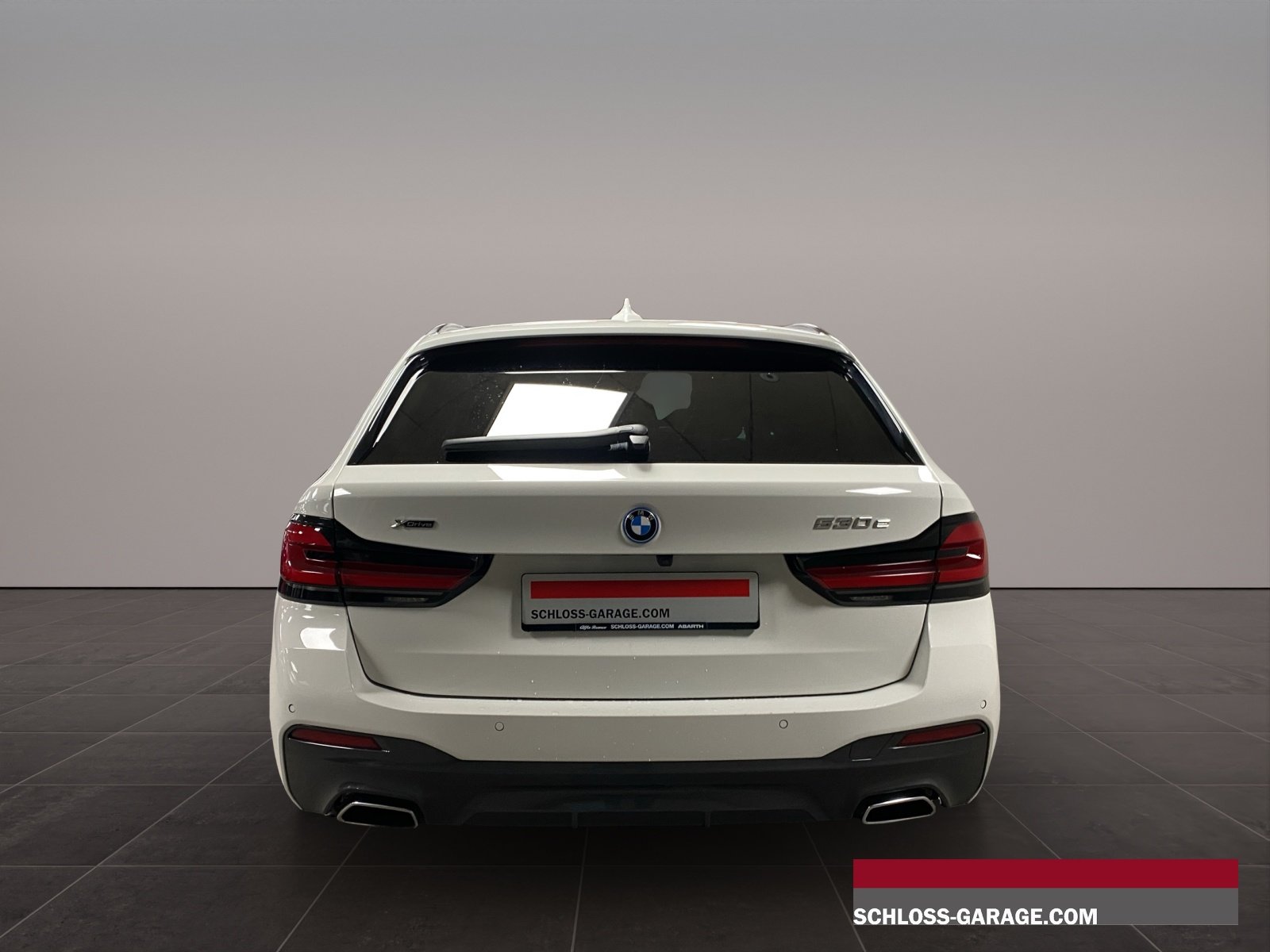BMW 530 e Touring M, Plug-in-Hybrid Benzin/Elektro, Occasion / Gebraucht, Automatik - 4