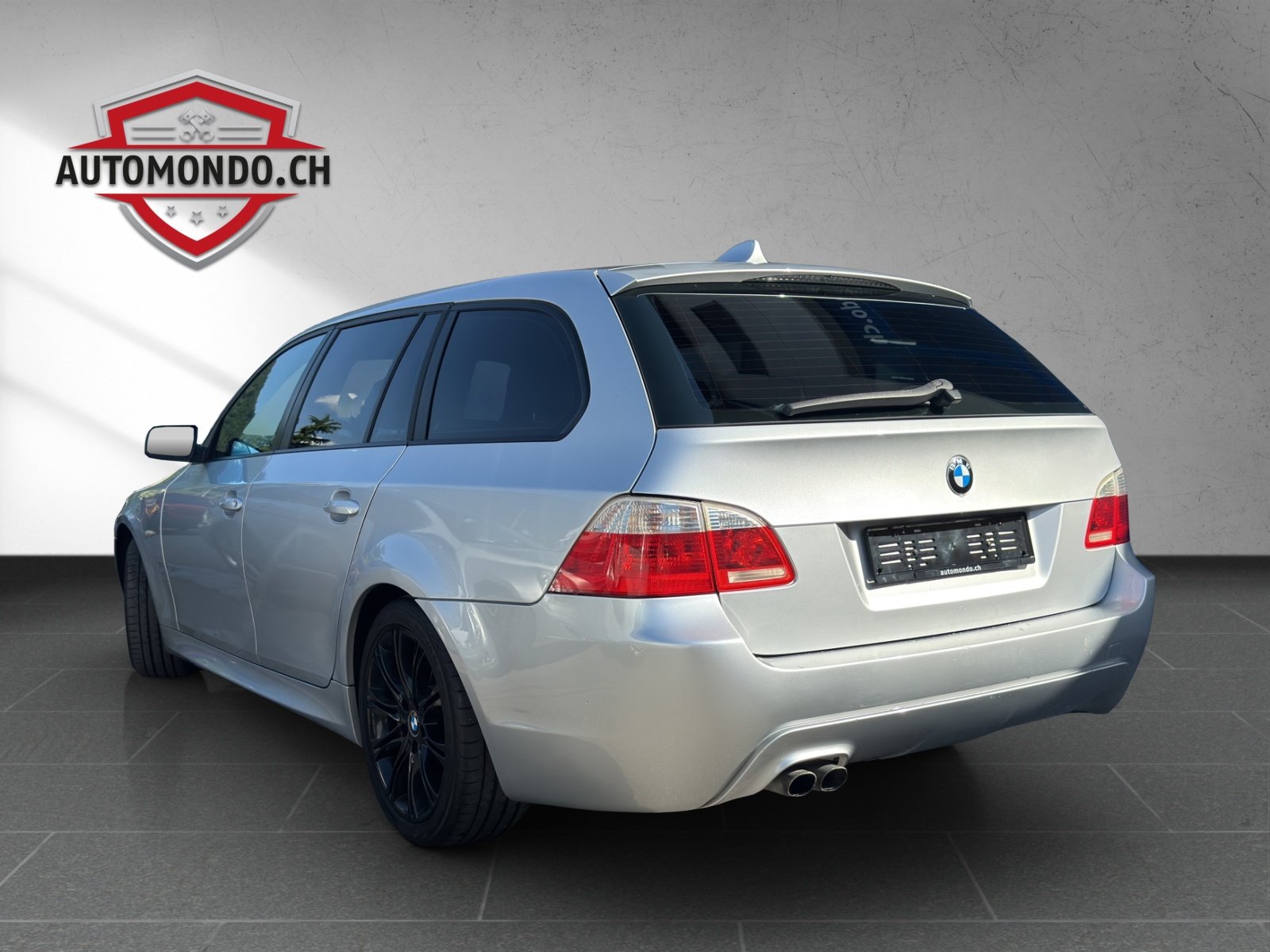 BMW 530xi Touring, Benzina, Occasioni / Usate, Manuale - 4