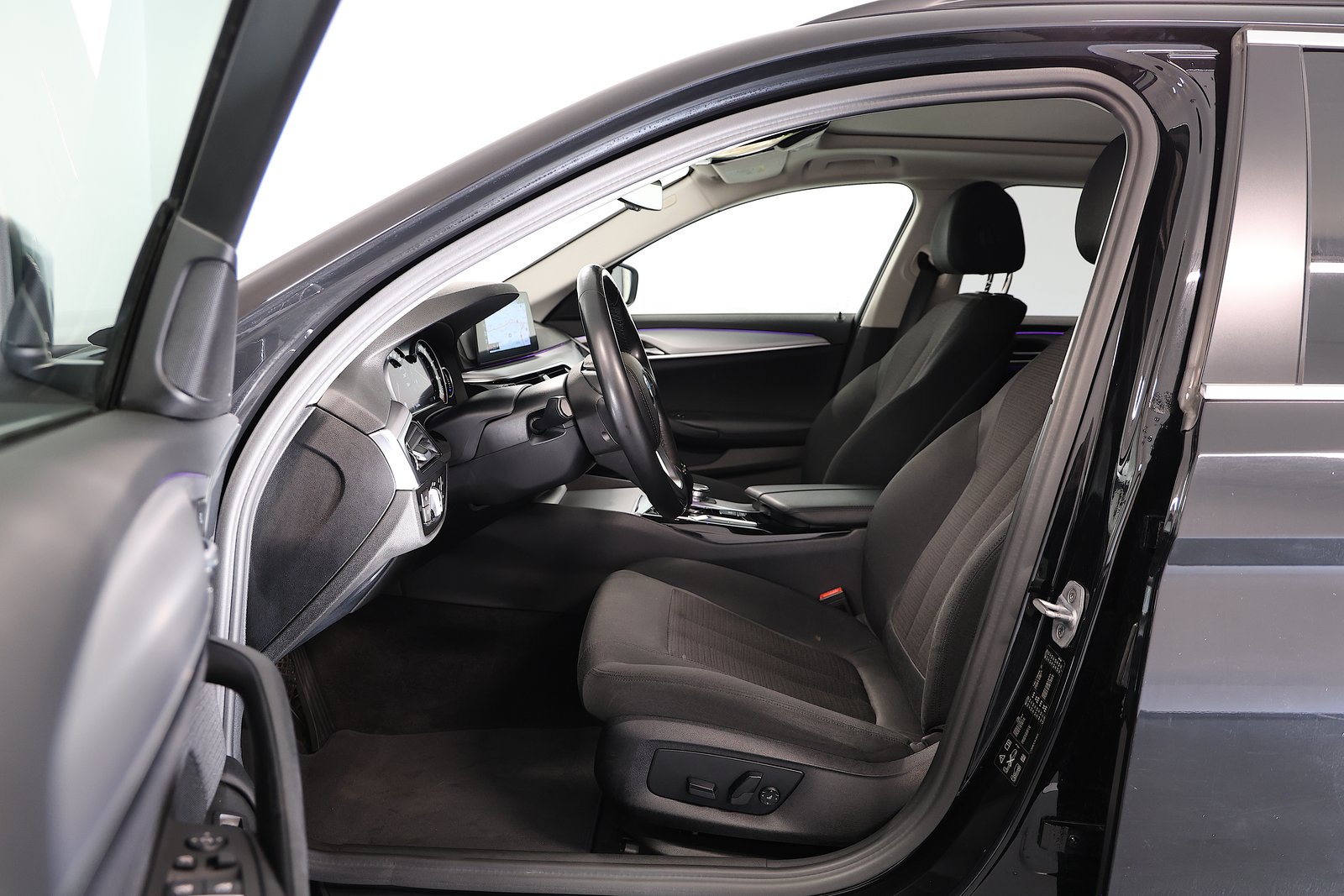 BMW 530i Touring Steptronic, Essence, Occasion / Utilisé, Automatique - 6