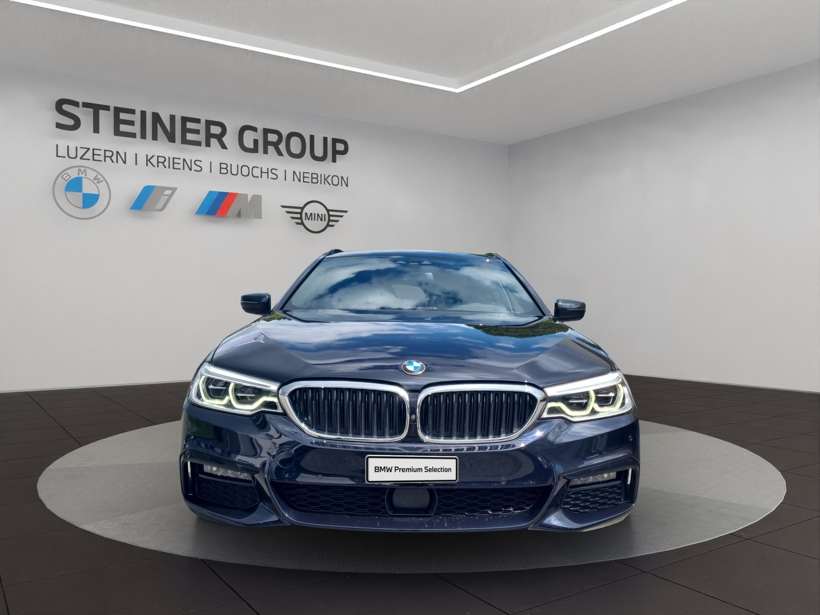 BMW 530i Touring M Sport, Benzina, Occasioni / Usate, Automatico - 2