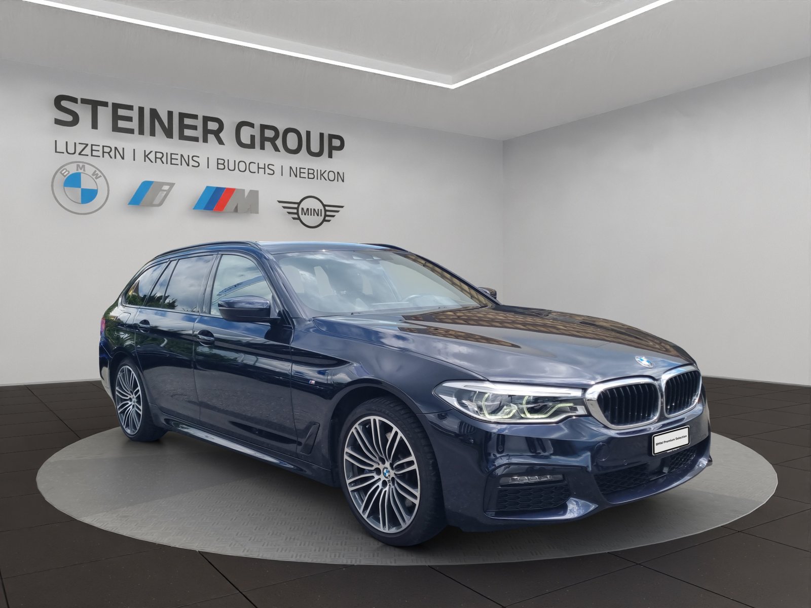 BMW 530i Touring M Sport, Benzina, Occasioni / Usate, Automatico - 3
