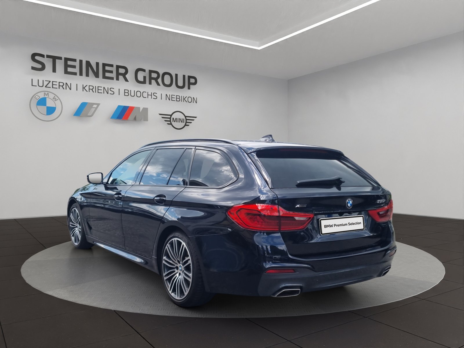 BMW 530i Touring M Sport, Benzina, Occasioni / Usate, Automatico - 7
