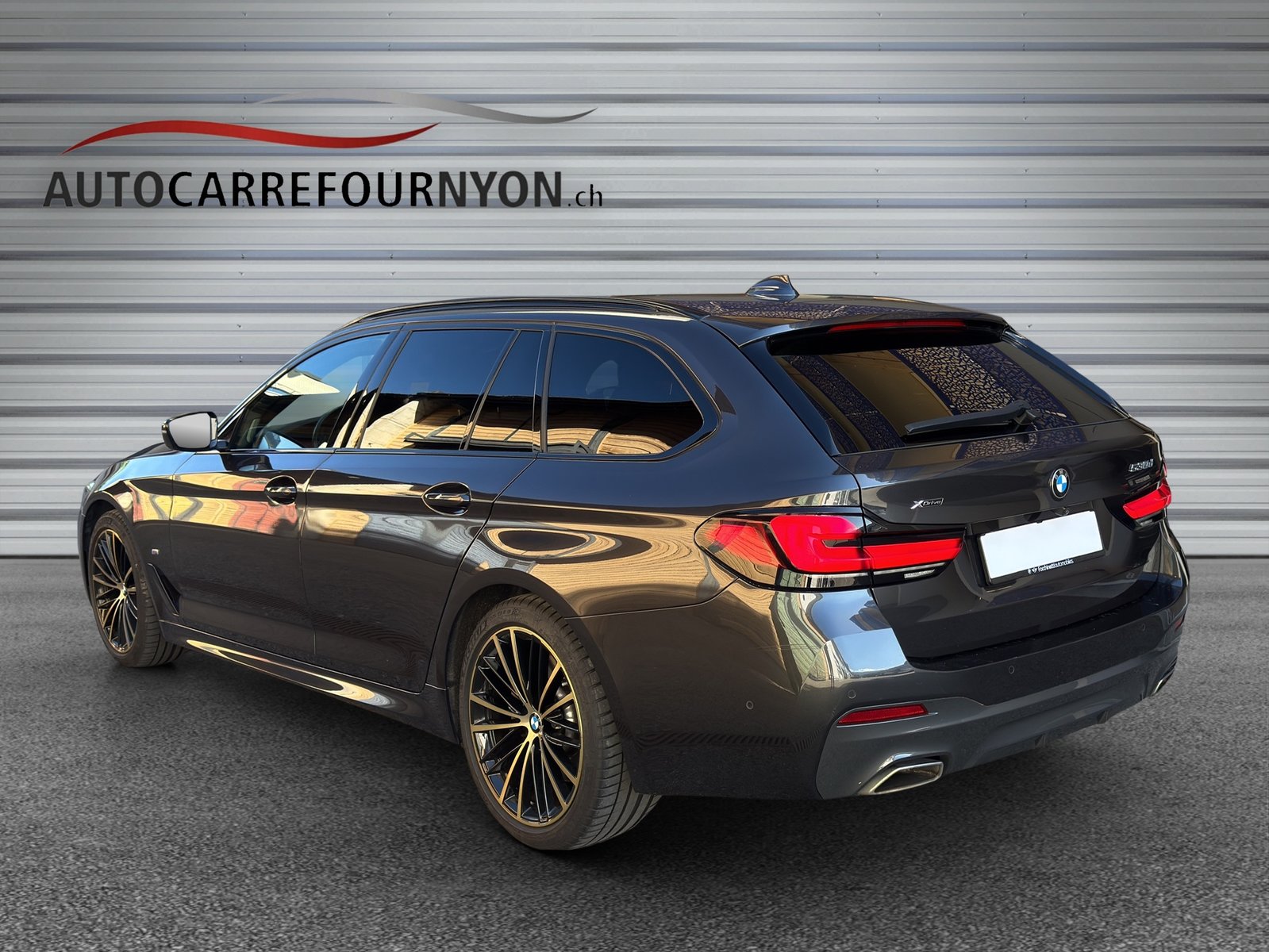 BMW 530d 48V Touring M Sport Steptronic, Mild-Hybrid Diesel/Elektro, Occasion / Gebraucht, Automatik - 4