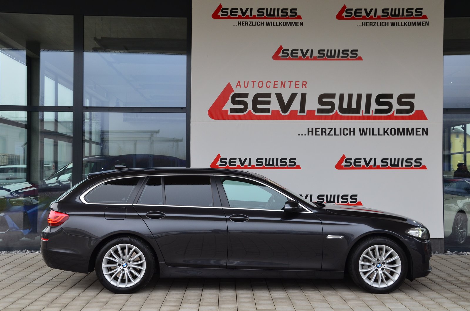 BMW 530d Touring Steptronic, Diesel, Occasioni / Usate, Automatico - 4