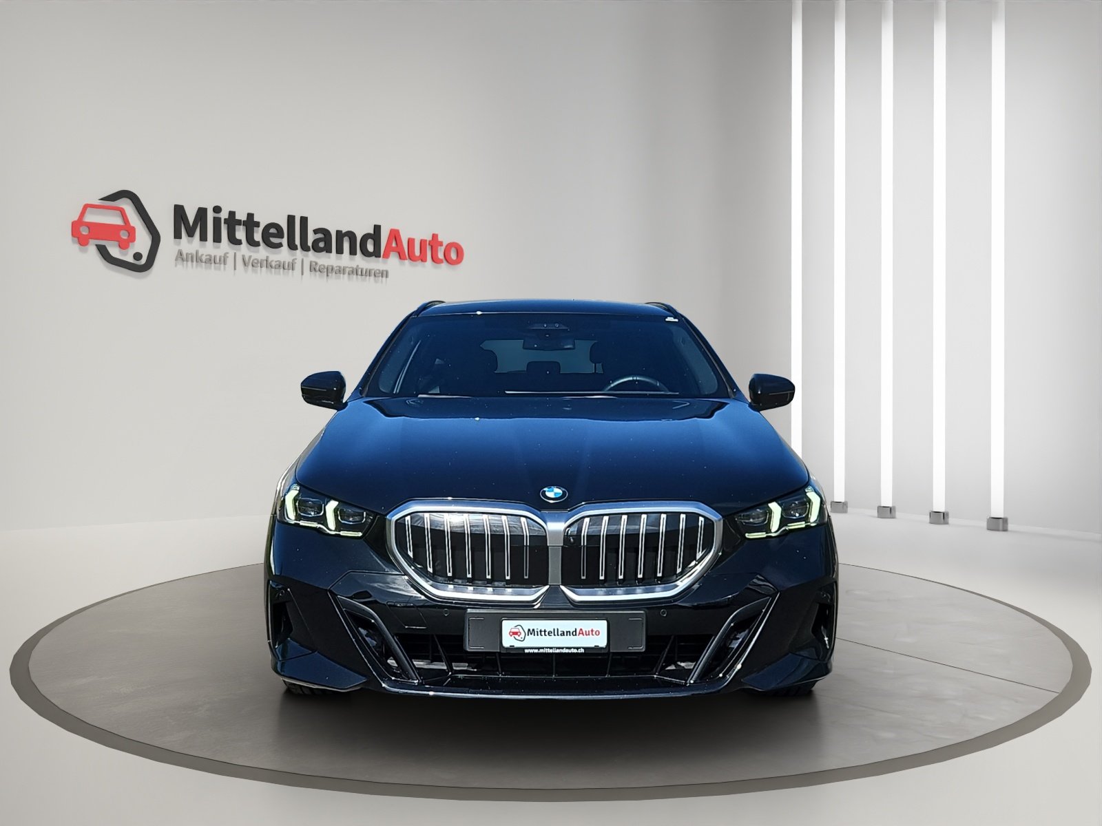 BMW 530i 48V Touring M Sport Pro Steptronic, Mild-Hybrid Benzin/Elektro, Occasion / Gebraucht, Automatik - 2