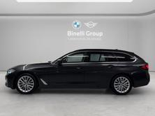 BMW 530d xDrive SAG Touring, Hybride Léger Diesel/Électricité, Occasion / Utilisé, Automatique - 2