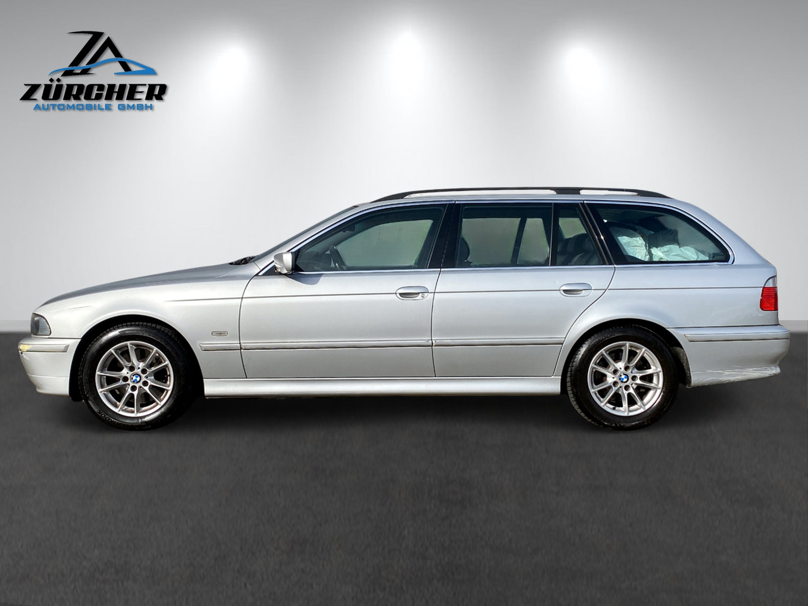 BMW 530i Touring, Essence, Occasion / Utilisé, Automatique - 3