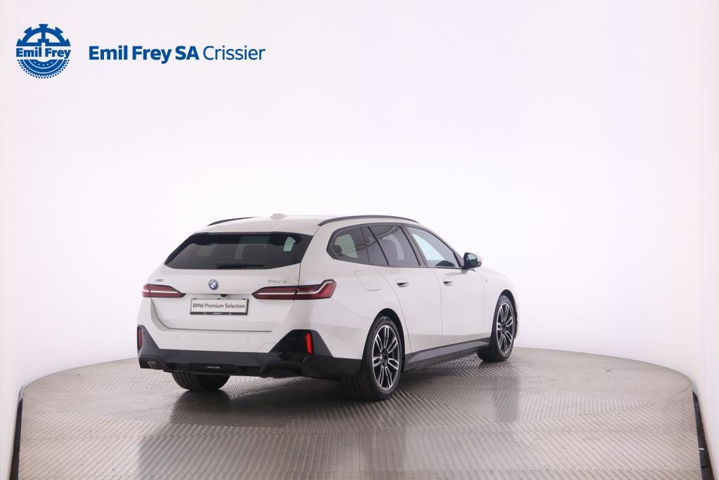 BMW 530e xDrive Touring, Hybride Rechargeable Essence/Électricité, Occasion / Utilisé, Automatique - 3