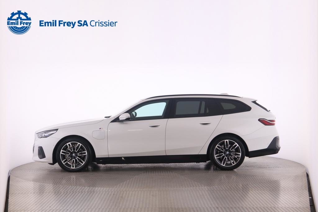 BMW 530e xDrive Touring, Hybride Rechargeable Essence/Électricité, Occasion / Utilisé, Automatique - 5