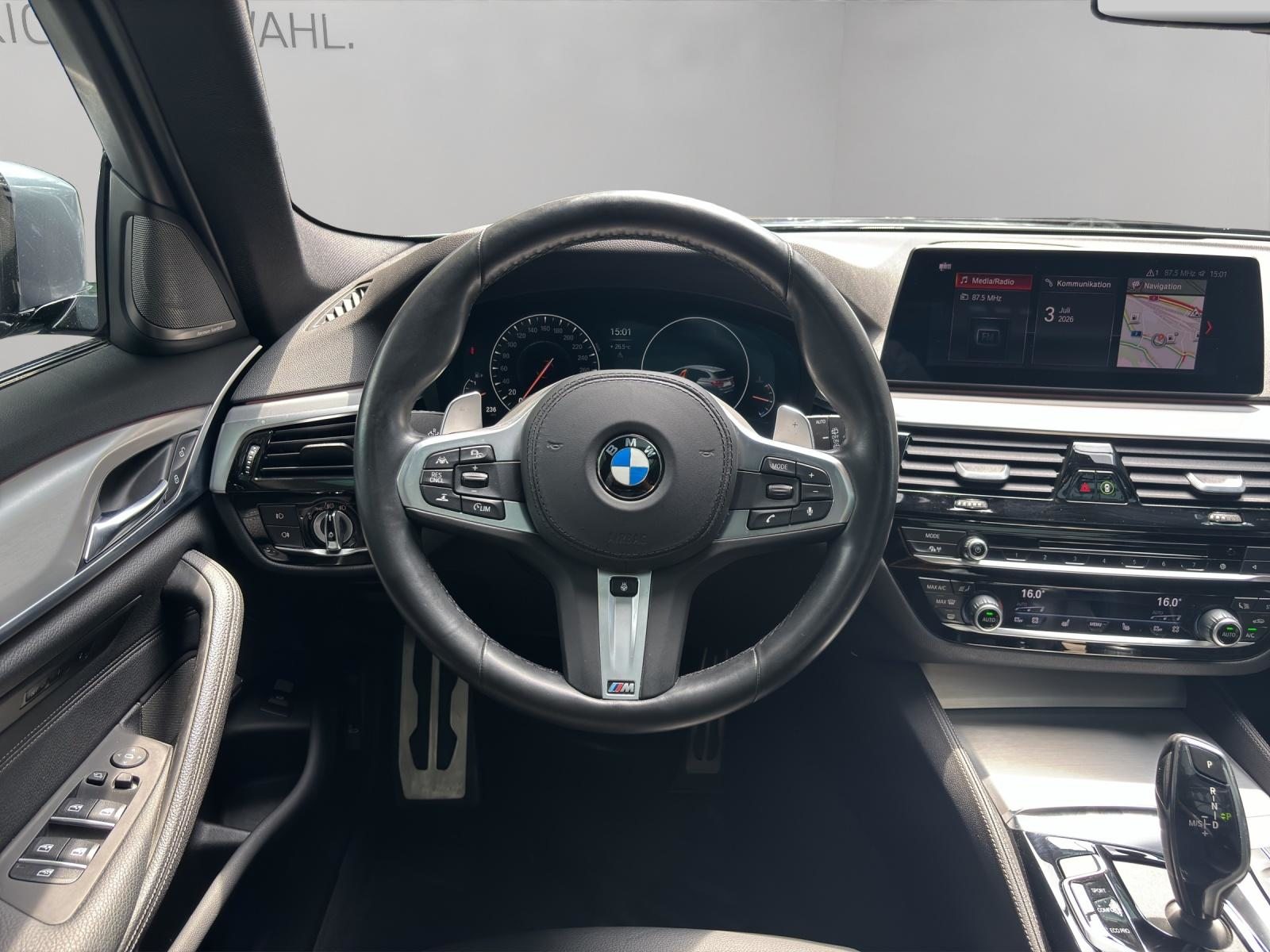 BMW 530i xDrive SAG Touring, Benzin, Occasion / Gebraucht, Automatik - 6