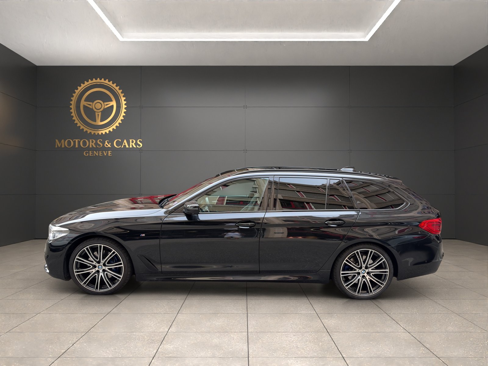 BMW 530i Touring M Sport Steptronic, Petrol, Second hand / Used, Automatic - 6
