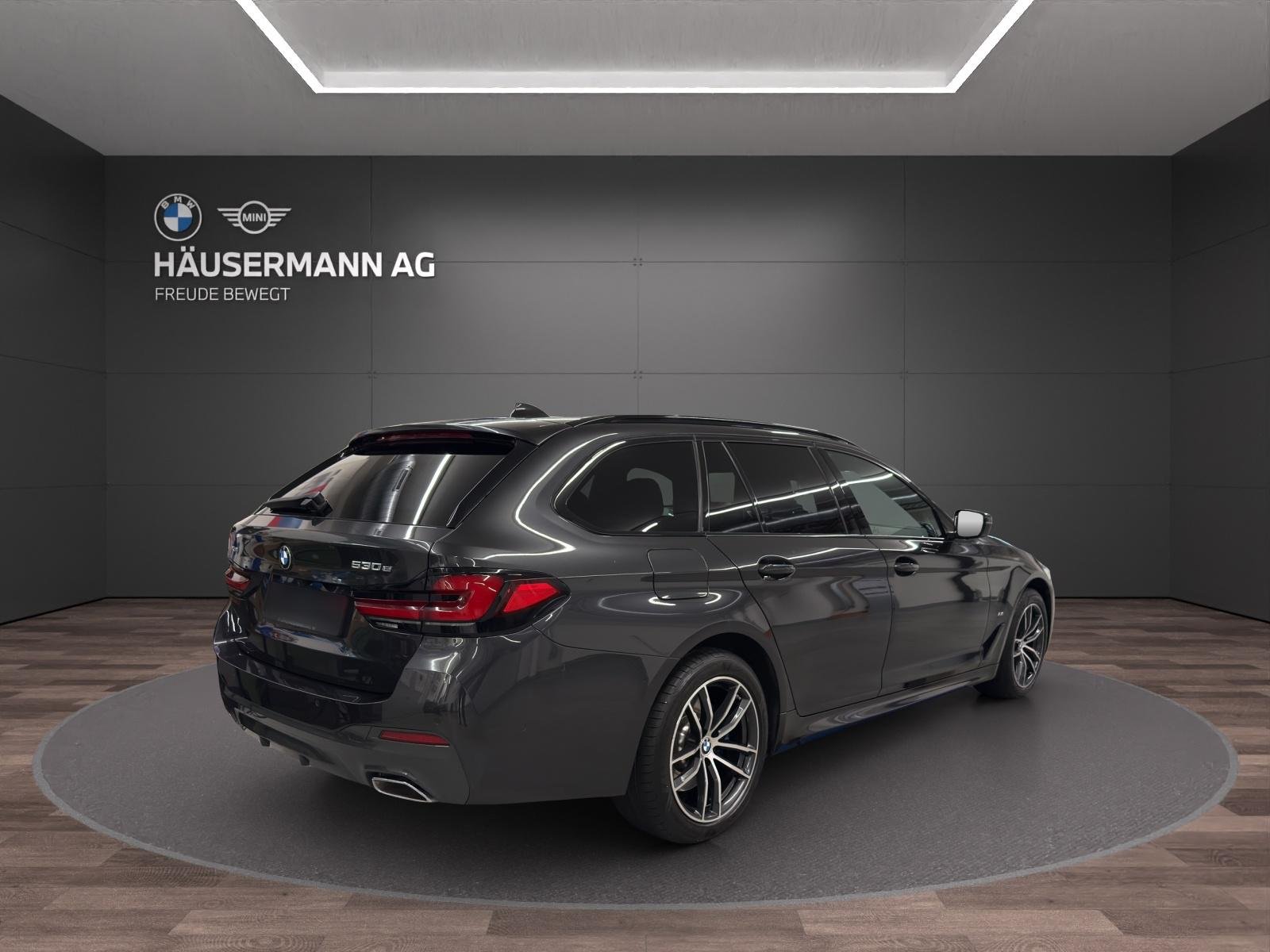BMW 530e Touring M SPORT, Plug-in-Hybrid Petrol/Electric, Second hand / Used, Automatic - 5