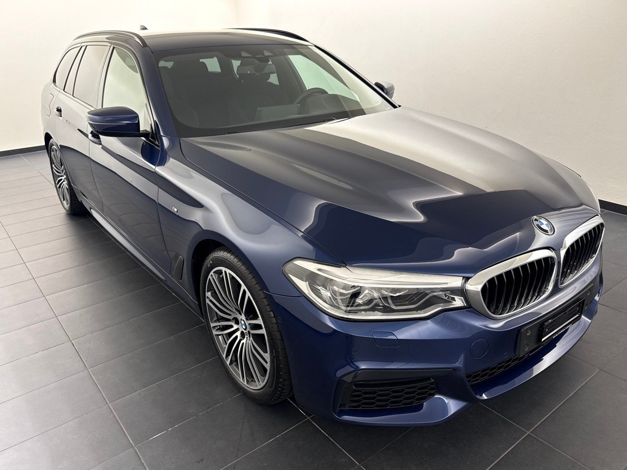 BMW 530i xDr 48VTour. M Sport, Hybride Leggero Benzina/Elettrica, Occasioni / Usate, Automatico - 4