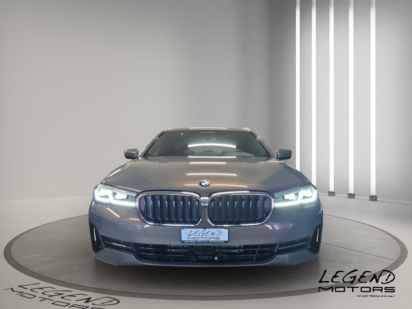 BMW 530d 48V Touring Steptronic, Mild-Hybrid Diesel/Elektro, Occasion / Gebraucht, Automatik - 2