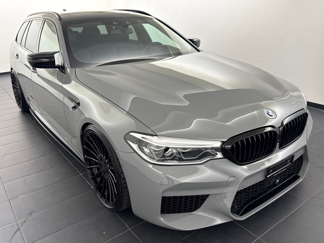 BMW 530d Touring ''Umbau im M5-Look'', Diesel, Occasion / Gebraucht, Automatik - 4