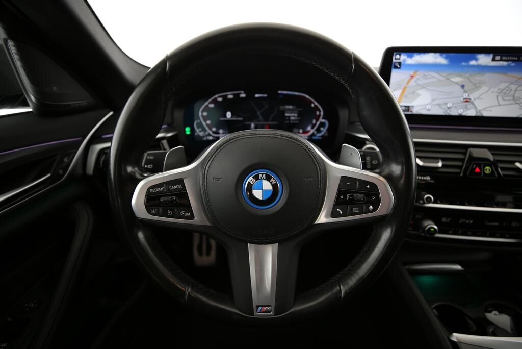 BMW 530e xDrive SAG Touring, Plug-in-Hybrid Benzin/Elektro, Occasion / Gebraucht, Automatik - 6