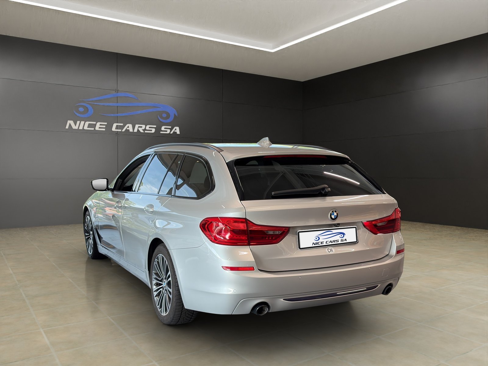 BMW 530d Touring Sport Line Steptronic, Diesel, Occasion / Utilisé, Automatique - 6
