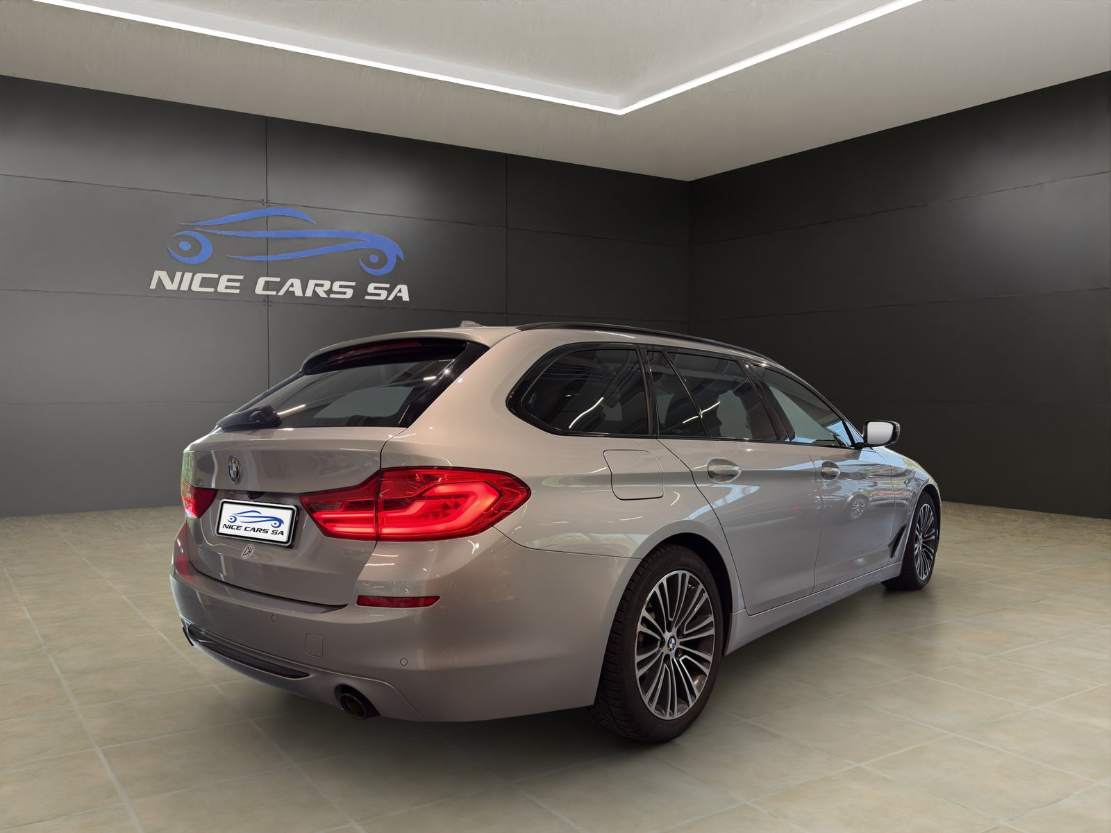 BMW 530d Touring Sport Line Steptronic, Diesel, Occasion / Utilisé, Automatique - 7