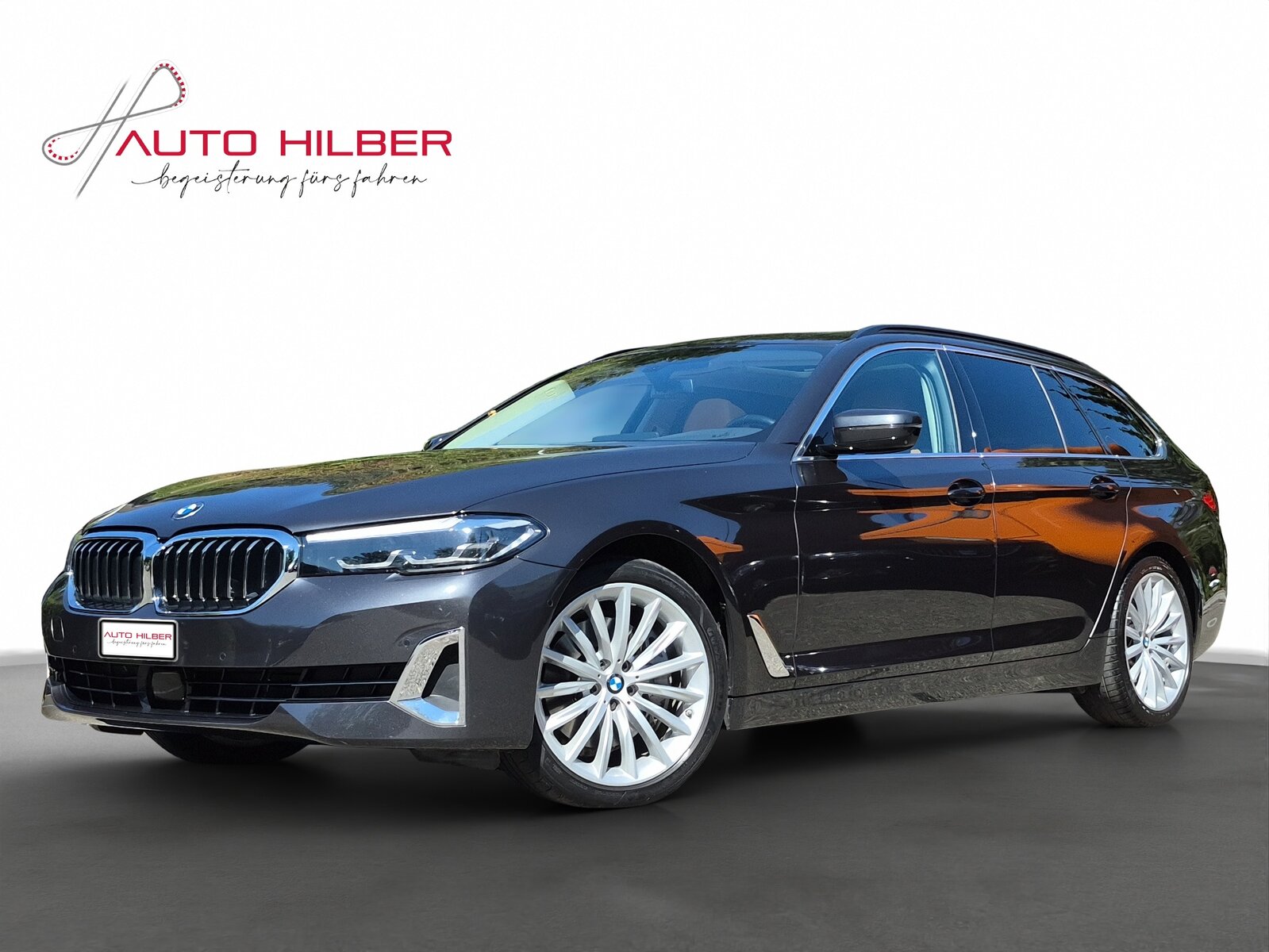 BMW 530d 48V Touring Luxury Line Steptronic *Neupreis