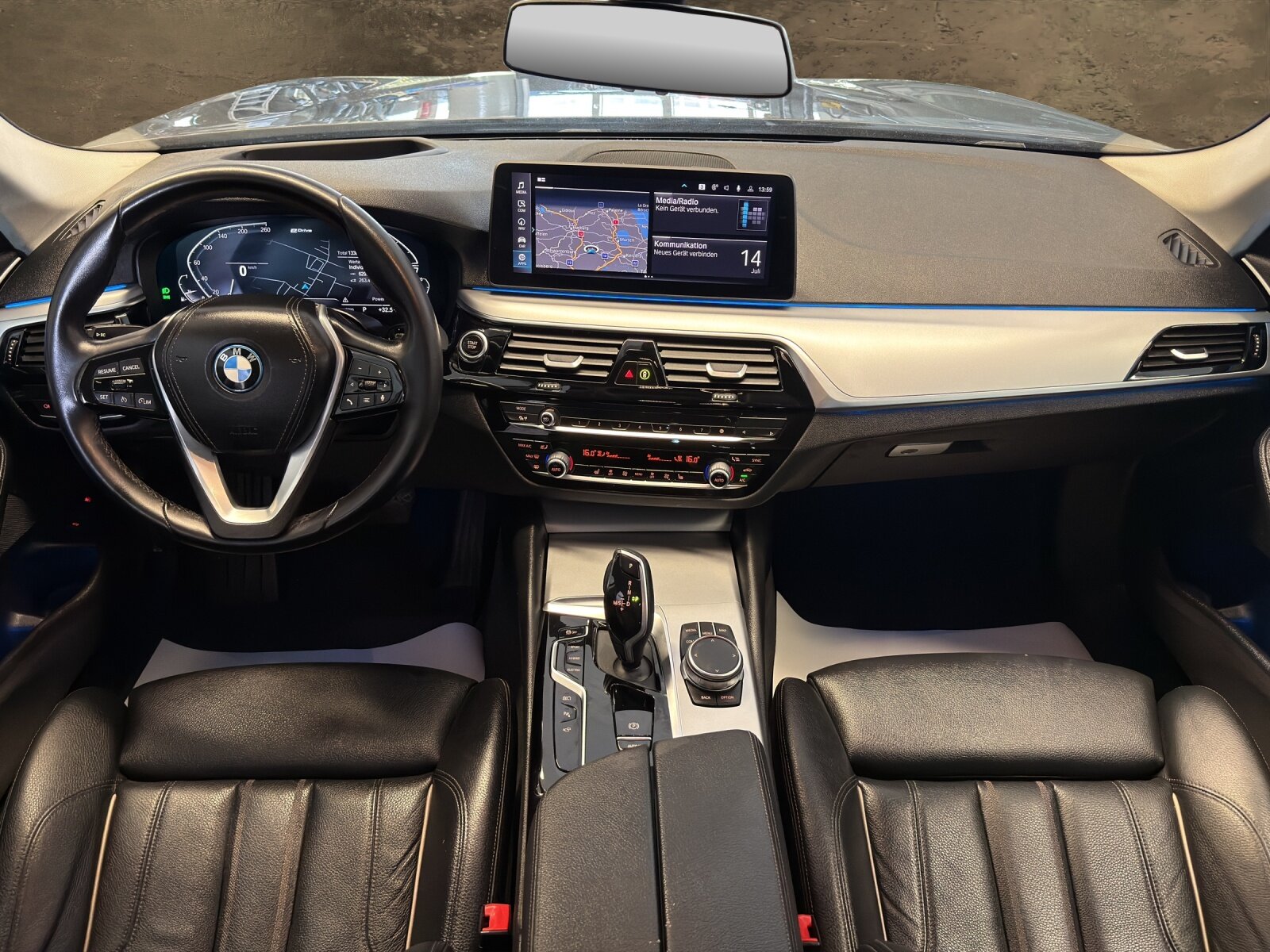 BMW 530e Touring Steptronic, Plug-in-Hybrid Petrol/Electric, Second hand / Used, Automatic - 4