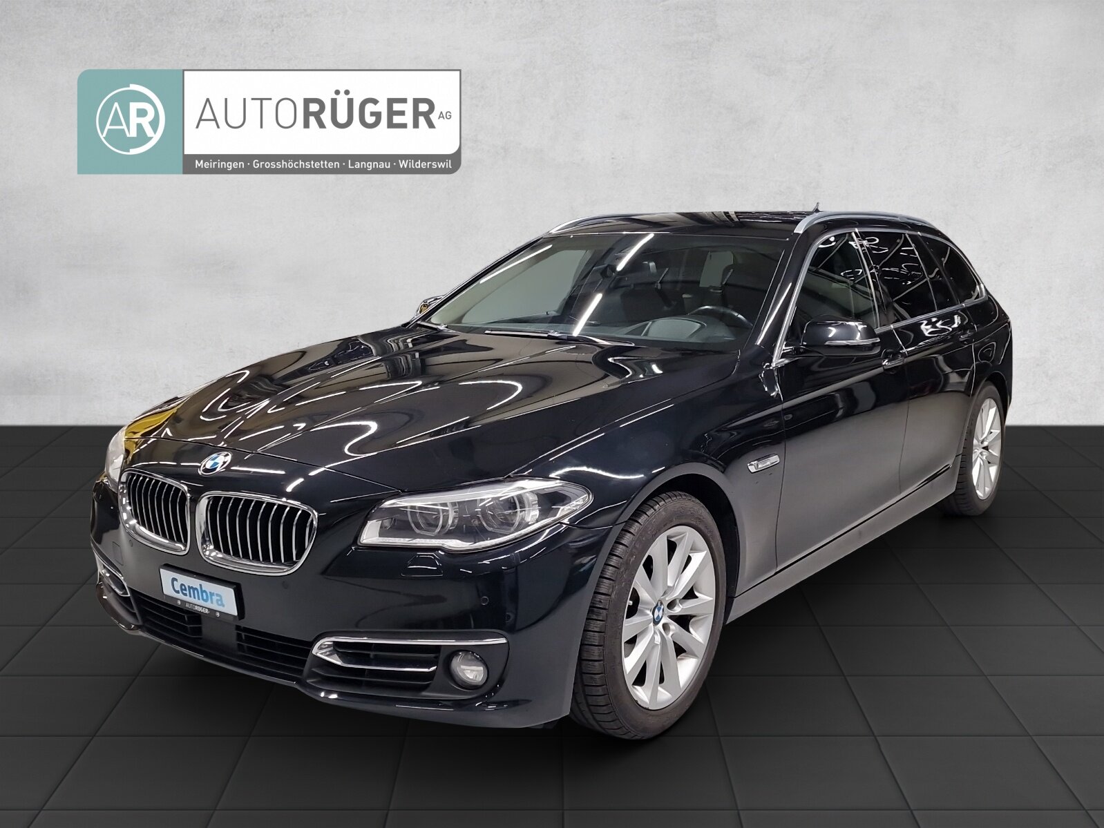 BMW 530d Touring Luxury Line Steptronic